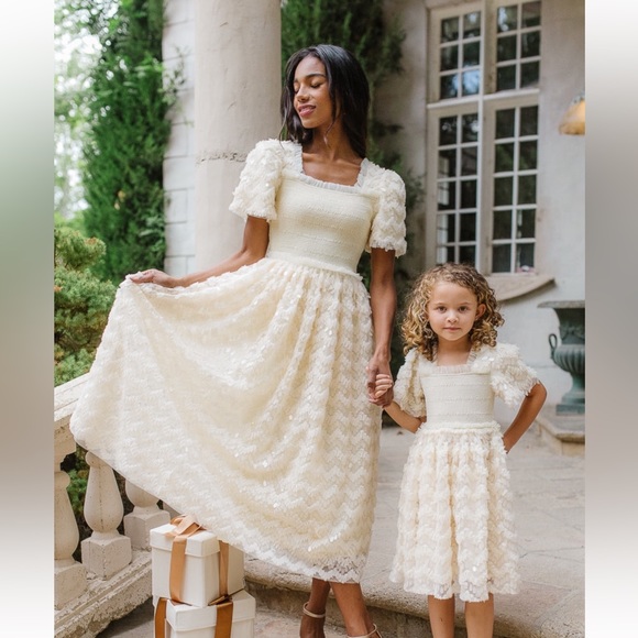 IVYCITYCO CLOUD NINE DRESS IN SPARKLE - Picture 4 of 10